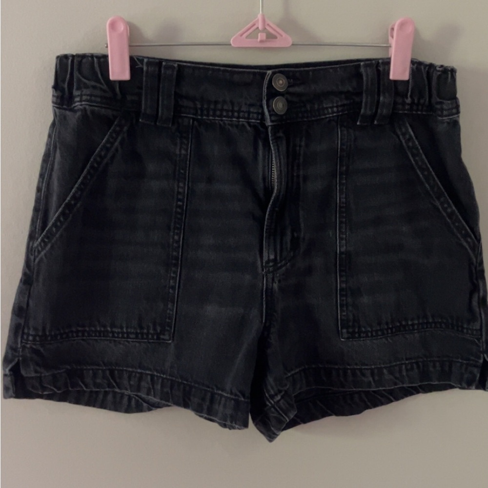 American Eagle Outfitters Black Highest Rise ‘90s Boyfriend Short